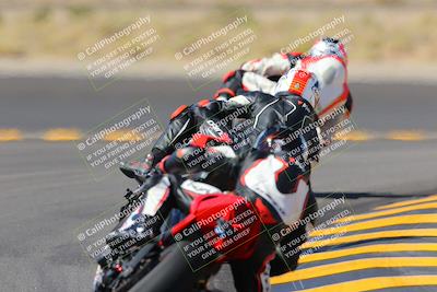 media/Oct-08-2022-SoCal Trackdays (Sat) [[1fc3beec89]]/Turn 11 Backside (1145am)/